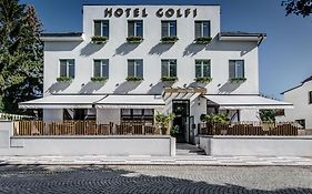 Hotel Golfi